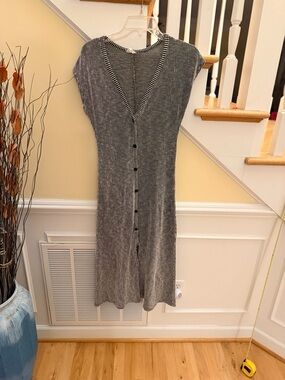 LADIES Sz Med. "Caution To The Wind" Black/White Striped V-Neck Midi Dress SEXY!